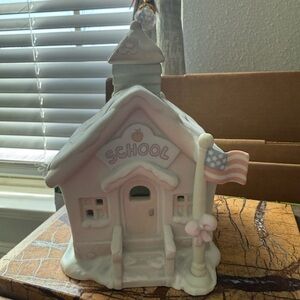 Precious moment Schoolhouse with American Flag 272795
